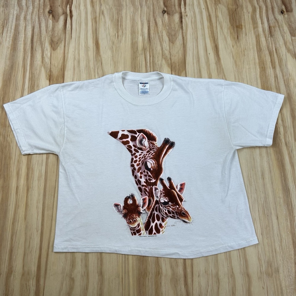 Vintage Women's Short Sleeve Crop Giraffe & Babies T Shirt White Graphic Large